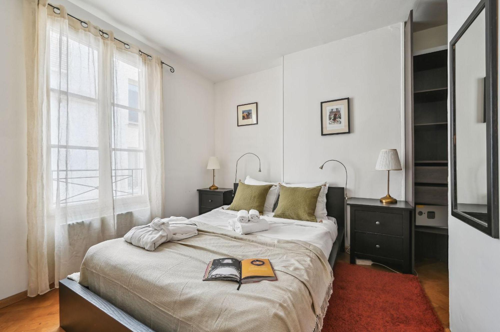 Eiffel Tower & Hotel Des Invalides - 1Br - Cityapartmentstay Paris Exterior photo