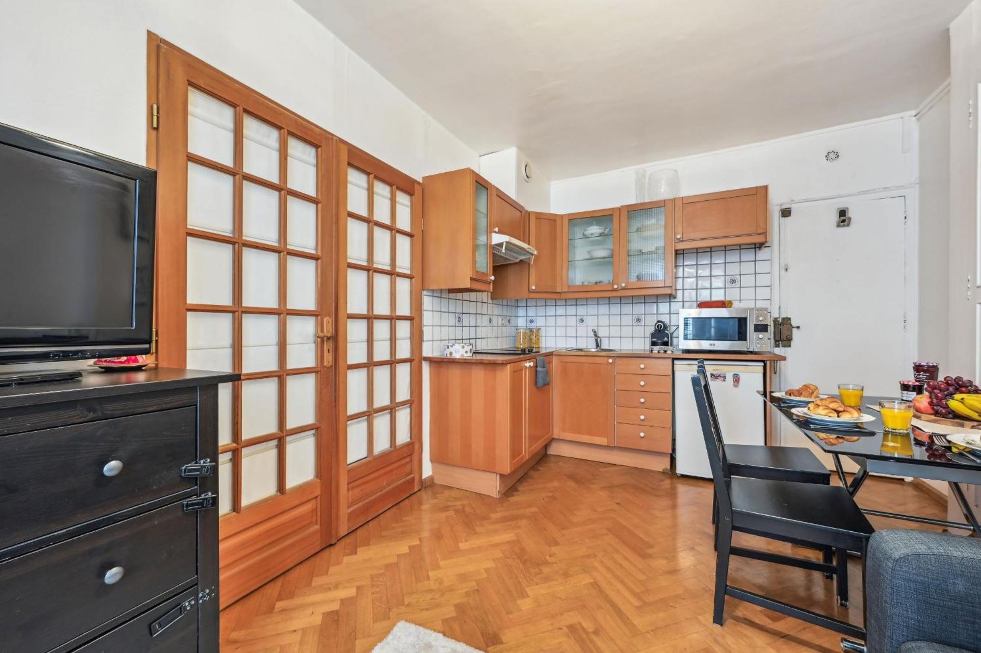 Eiffel Tower & Hotel Des Invalides - 1Br - Cityapartmentstay Paris Exterior photo